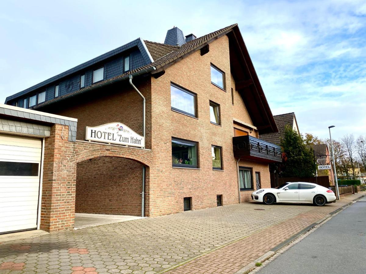 Hotel Zum Hahn Garbsen Exterior photo